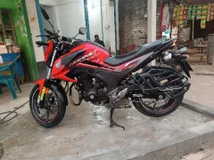 Honda CB Hornet 160R CBS